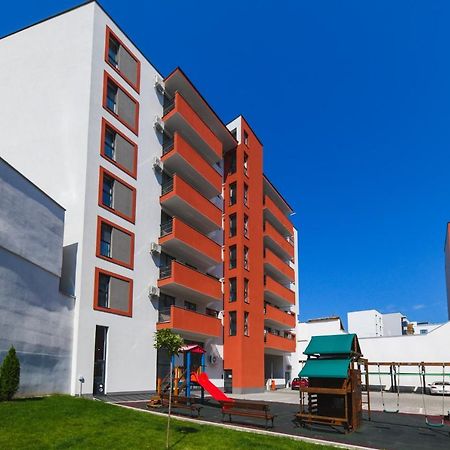 Panoramic Apartment With Terrace Cluj-Napoca Exteriör bild